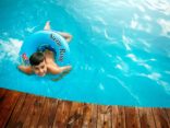 Funk Außenthermometer im Schwimmbad